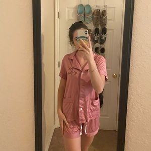 maid of honor getting ready outfit.